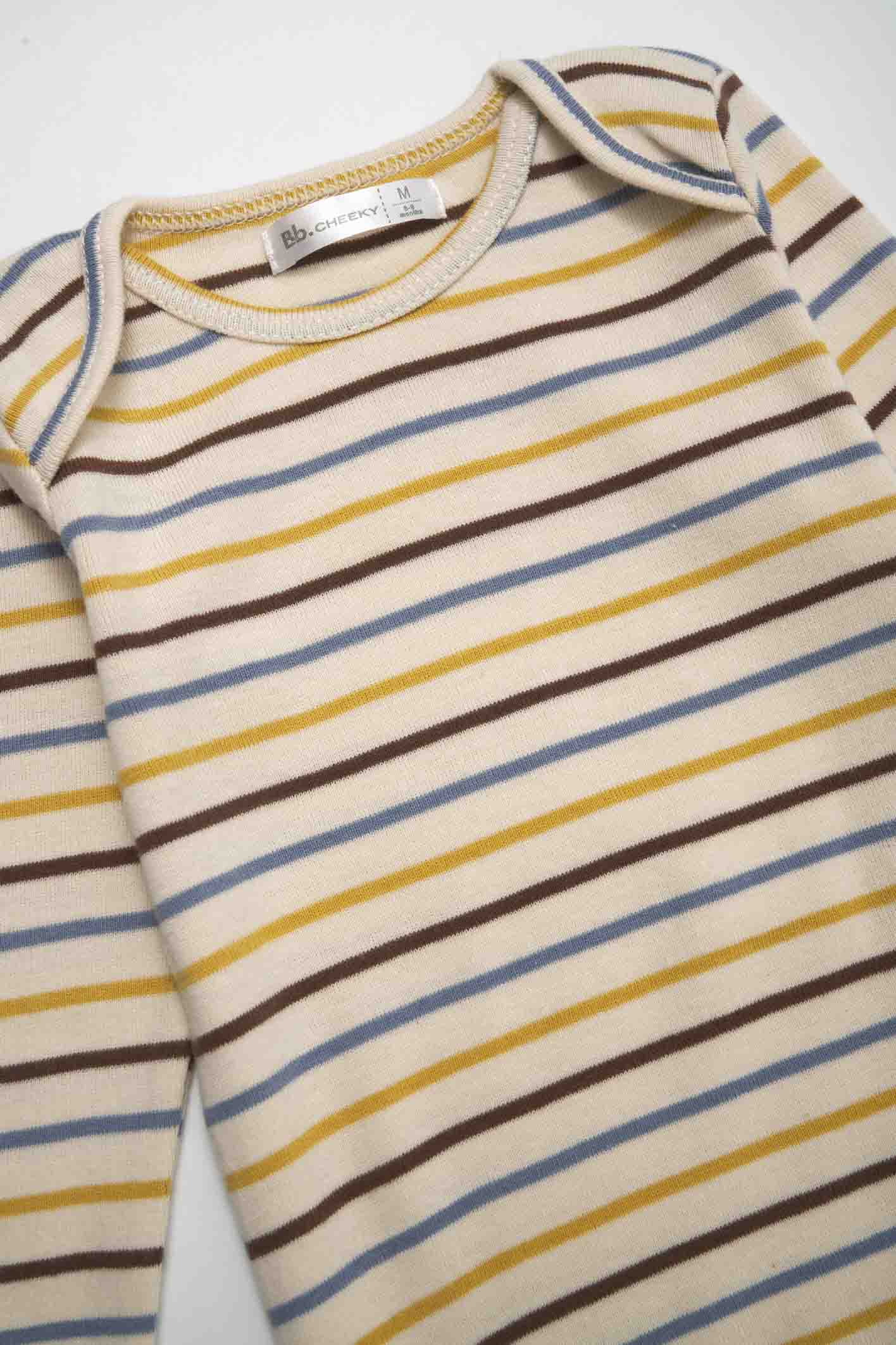 4977821
