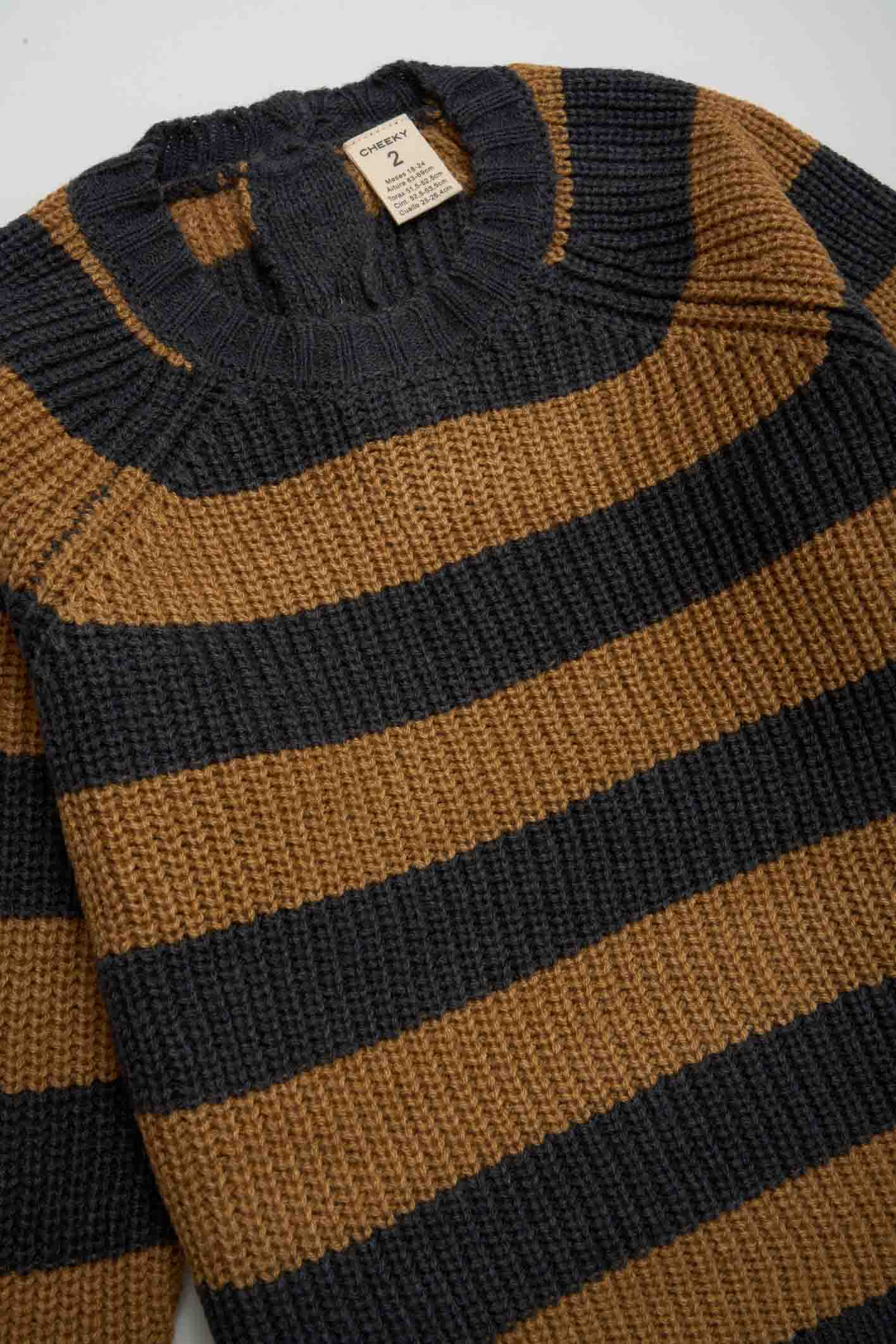 6751949