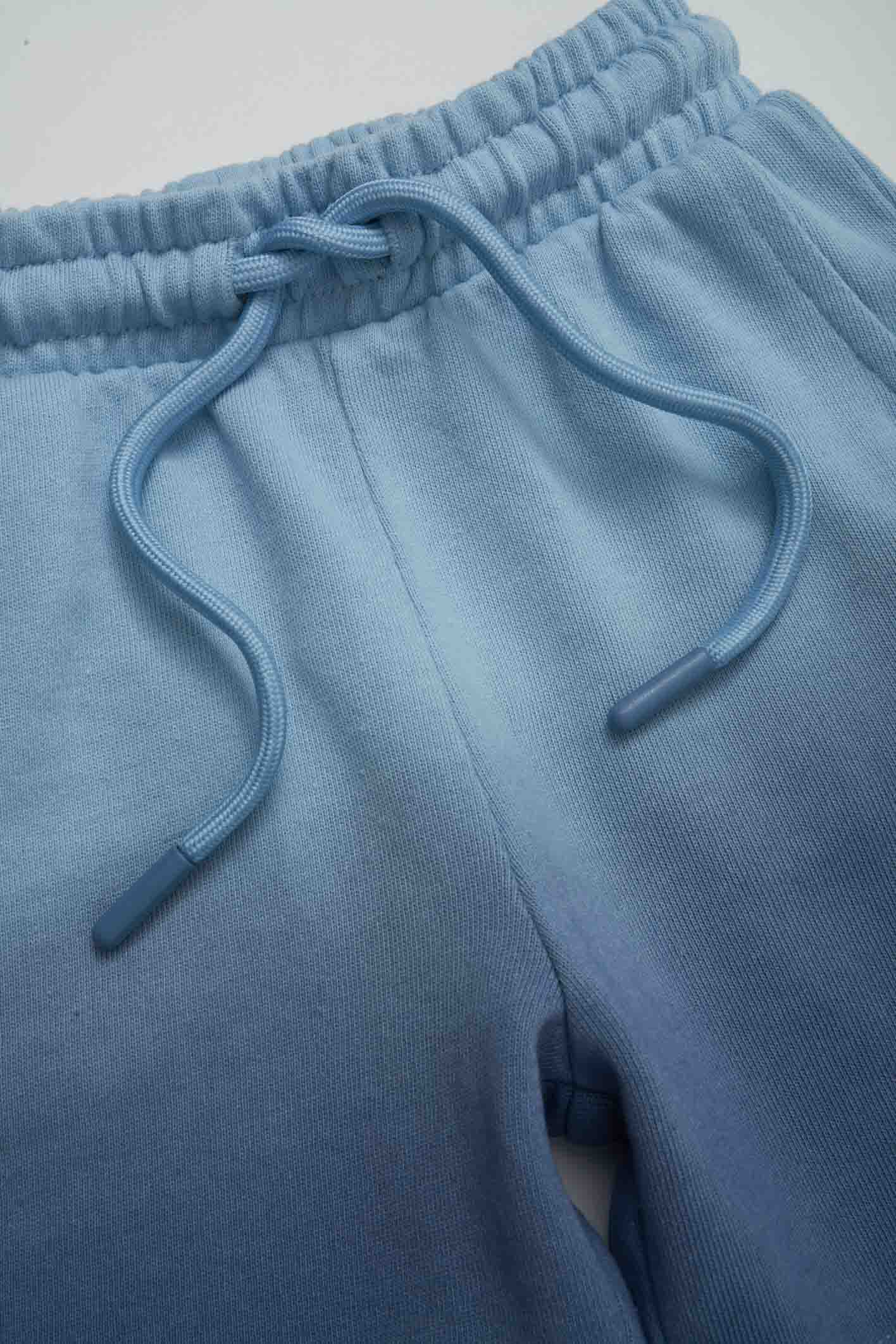 5604155