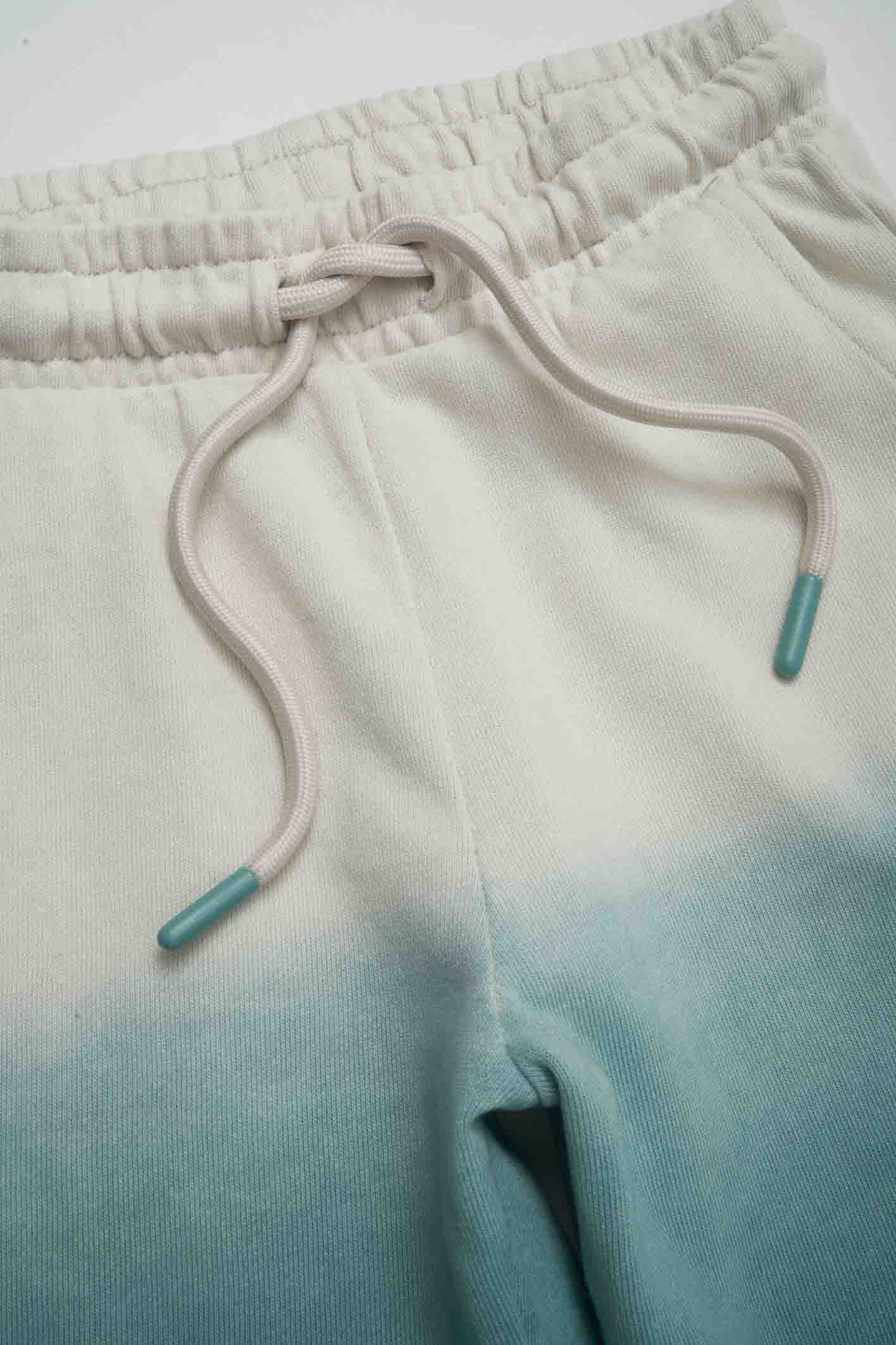 5604109